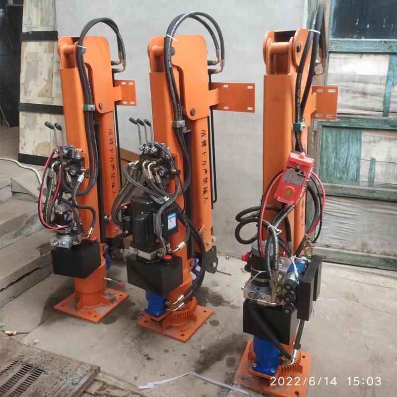 义竹乡重汽蓝牌随车吊 3.2吨 国六动力强 液压驱动 农用自卸起重机